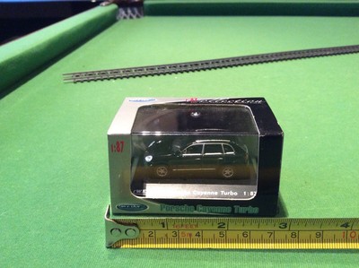 WELLY Porsche Cayenne Turbo Scale 1:87 DIECAST NO. 73100