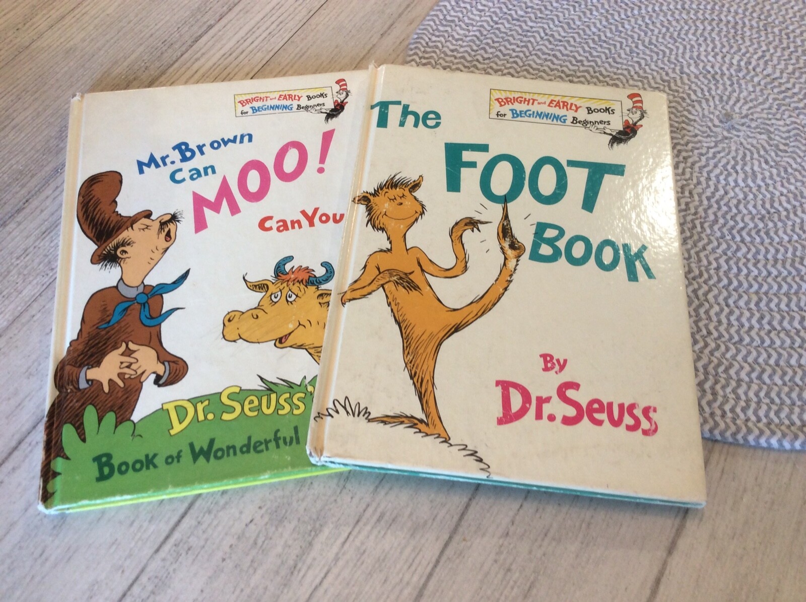 Dr. Seuss 絵本と伝記 2冊セット ハマって読みたい英語絵本Dr.Seussシリーズ | おうちえいご園