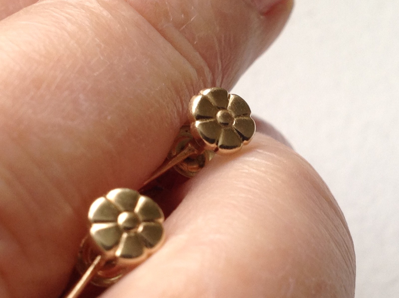 Vintage B.P. de Silva 14K Gold Mabe Rosy Pearl Earrings Screwback