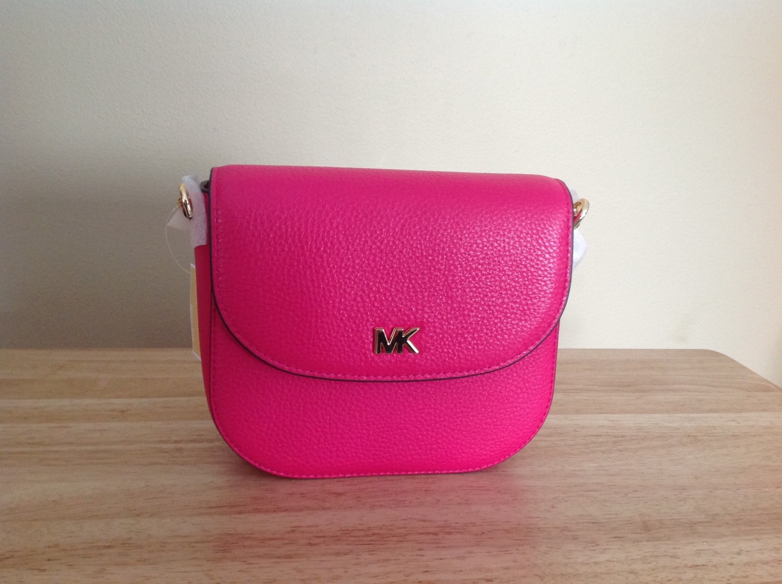 Micahel Kors Half Dome Pebbled Leather Crossbody Bag Ultra Pink Gold $148 NWT