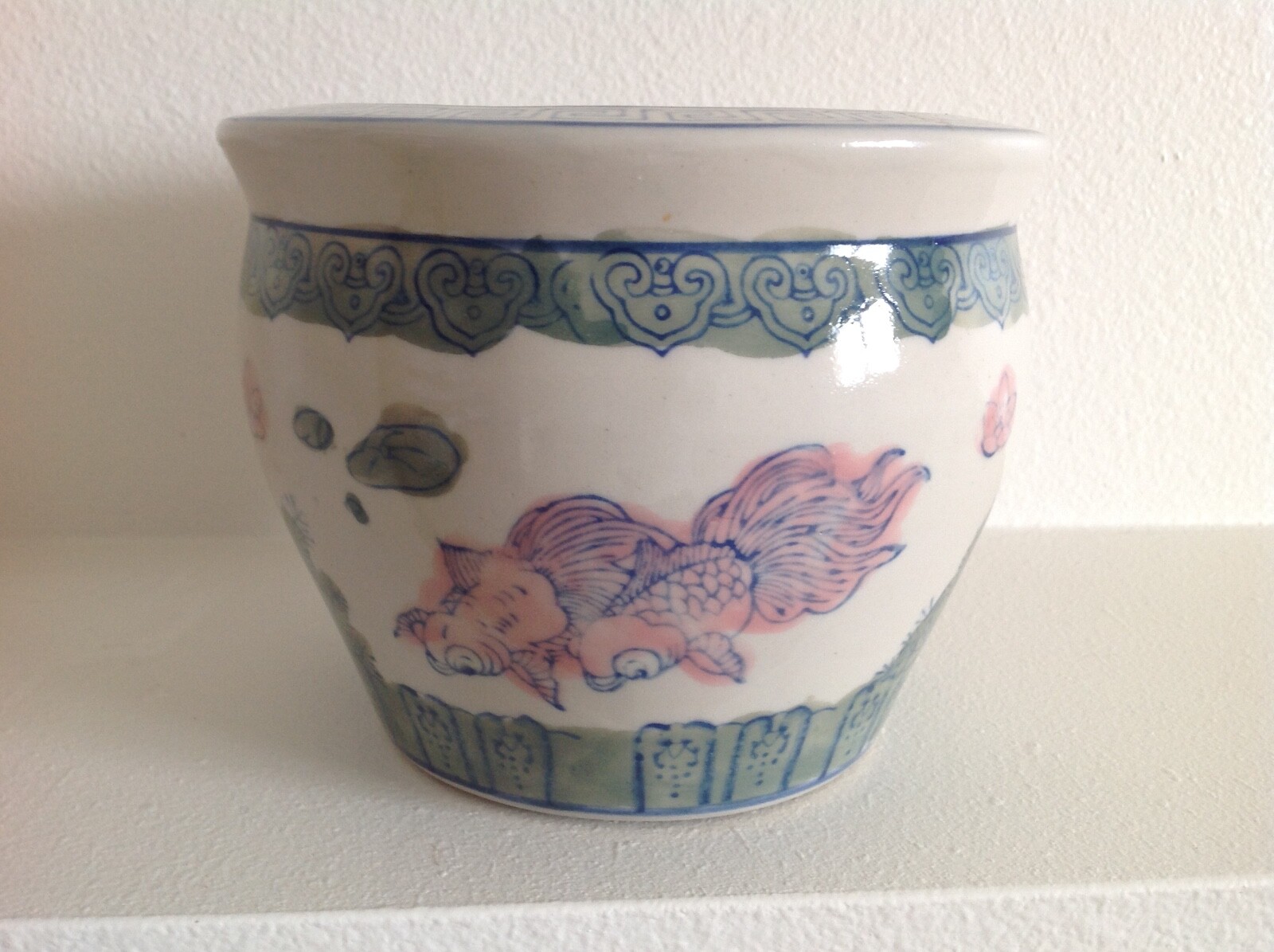 chinese jardiniere Koi and lilly pads