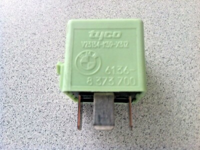2004-2008 BMW 750i 750Li E65 E66   MAKE CONTACT RELAY   GREEN   OEM PART