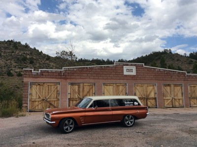 Owner 1961 Pontiac Tempest Wagon Orange RWD Automatic