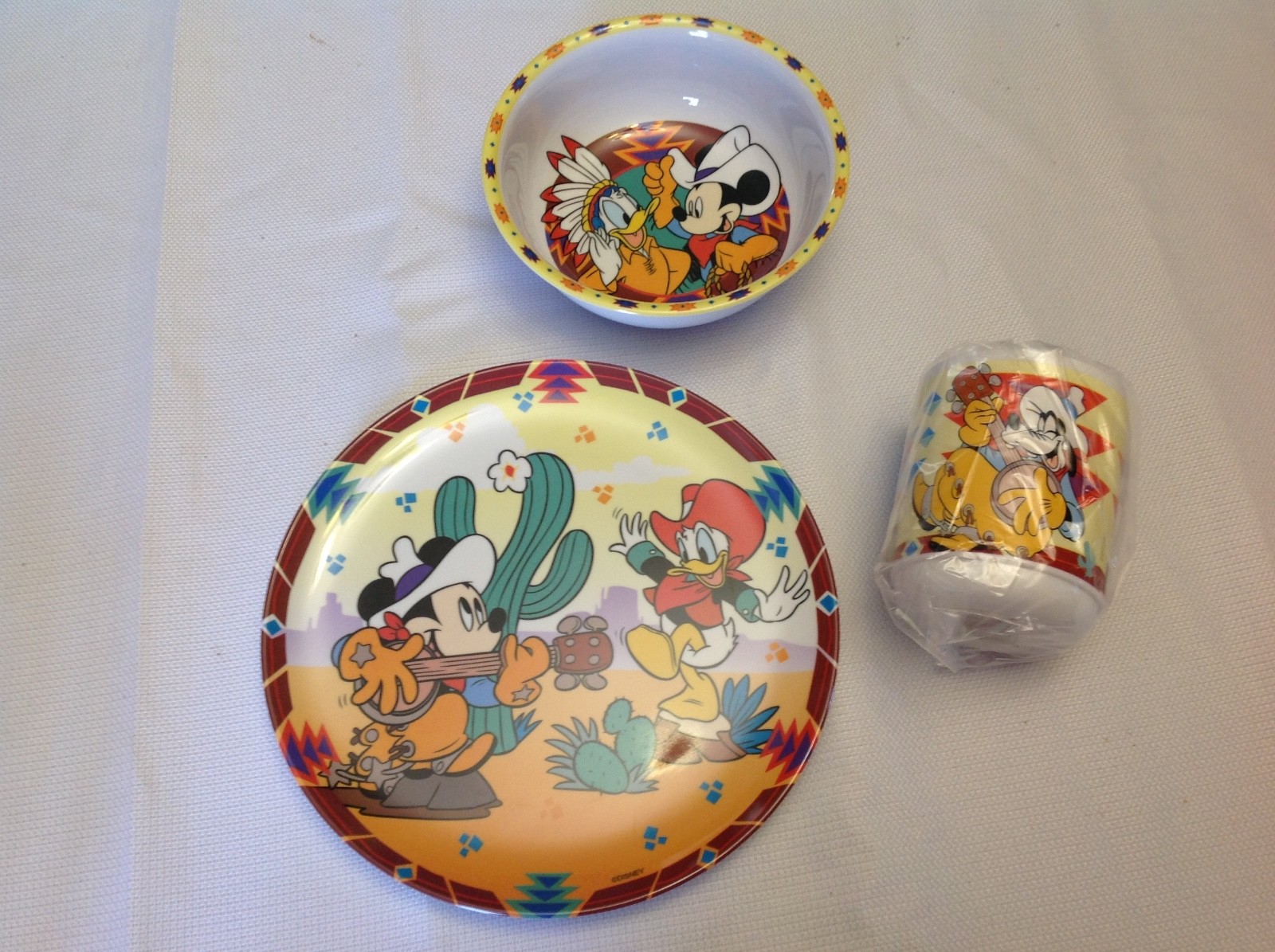 Vintage Mickey Mouse Donald Duck Cowboy Kid's 3 Piece Dinnerware Set New in box!