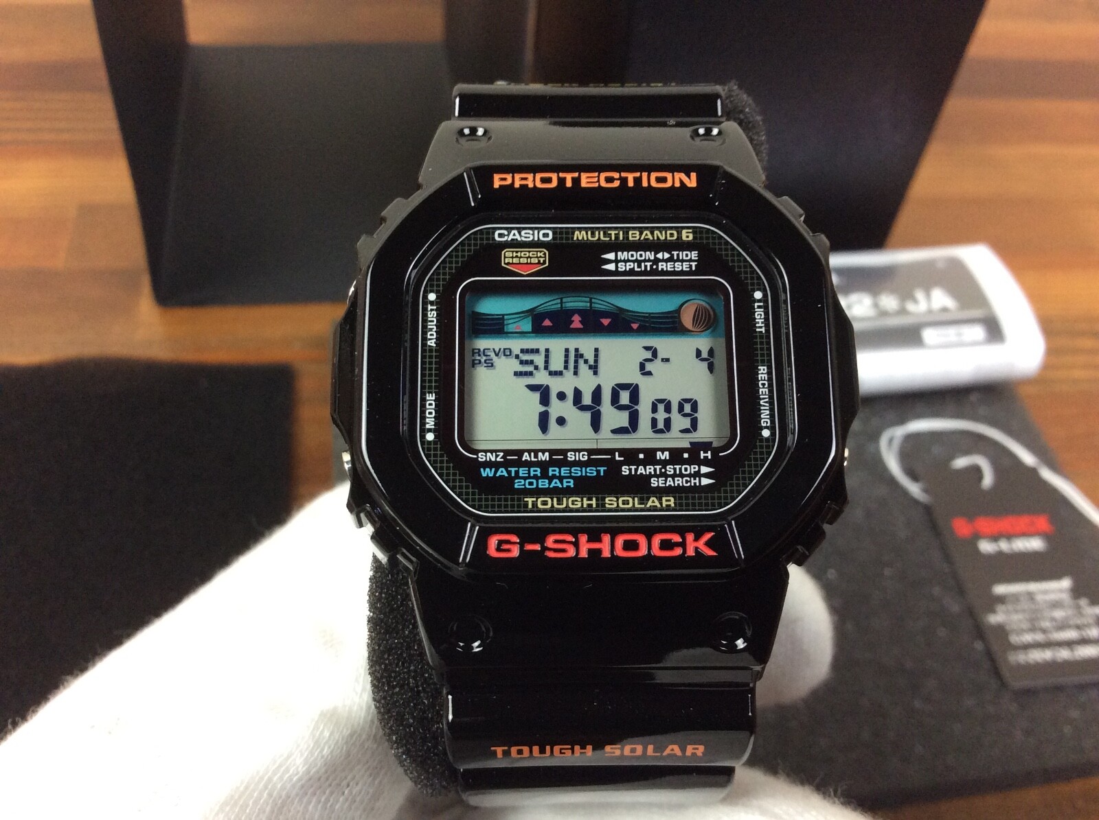 Casio G-Shock Solar GWX-5600-1JF Watch New + Box & Paper's
