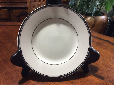 Amazon Basics White Blue Stripe 7 3/8'' Salad Plate