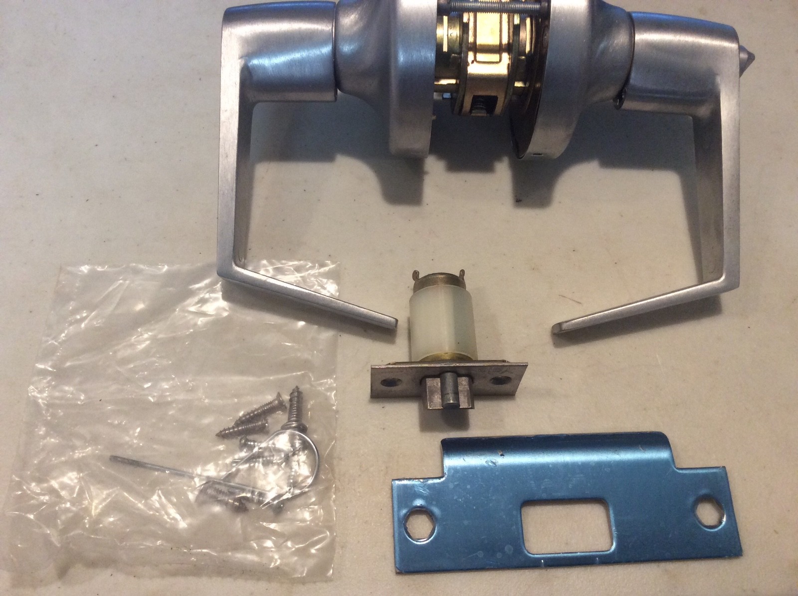 Yale brand original Grade 2 commercial entry level lockset, 626 finish locksmith