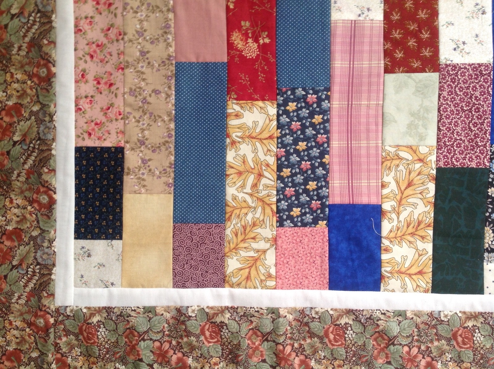 BABY/LAP. Quilt Top. 35 x 36