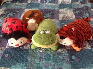 4 Pillow Pets For Sale Frog Horse Lady Bettle And Tiger 6 Each