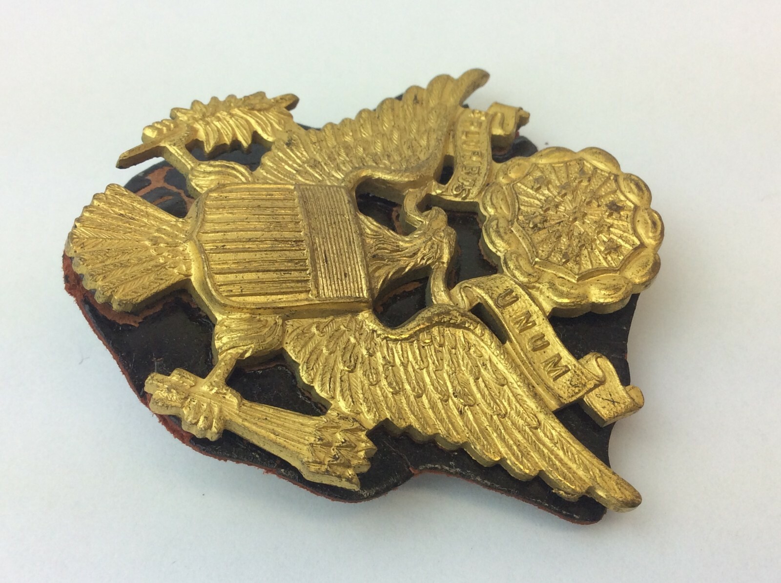 US Military E Plurbus Unum Hat Pin Medallion Badge Insignia Eagle
