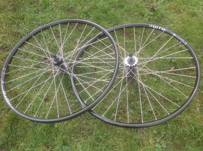 bontrager alloy wheels