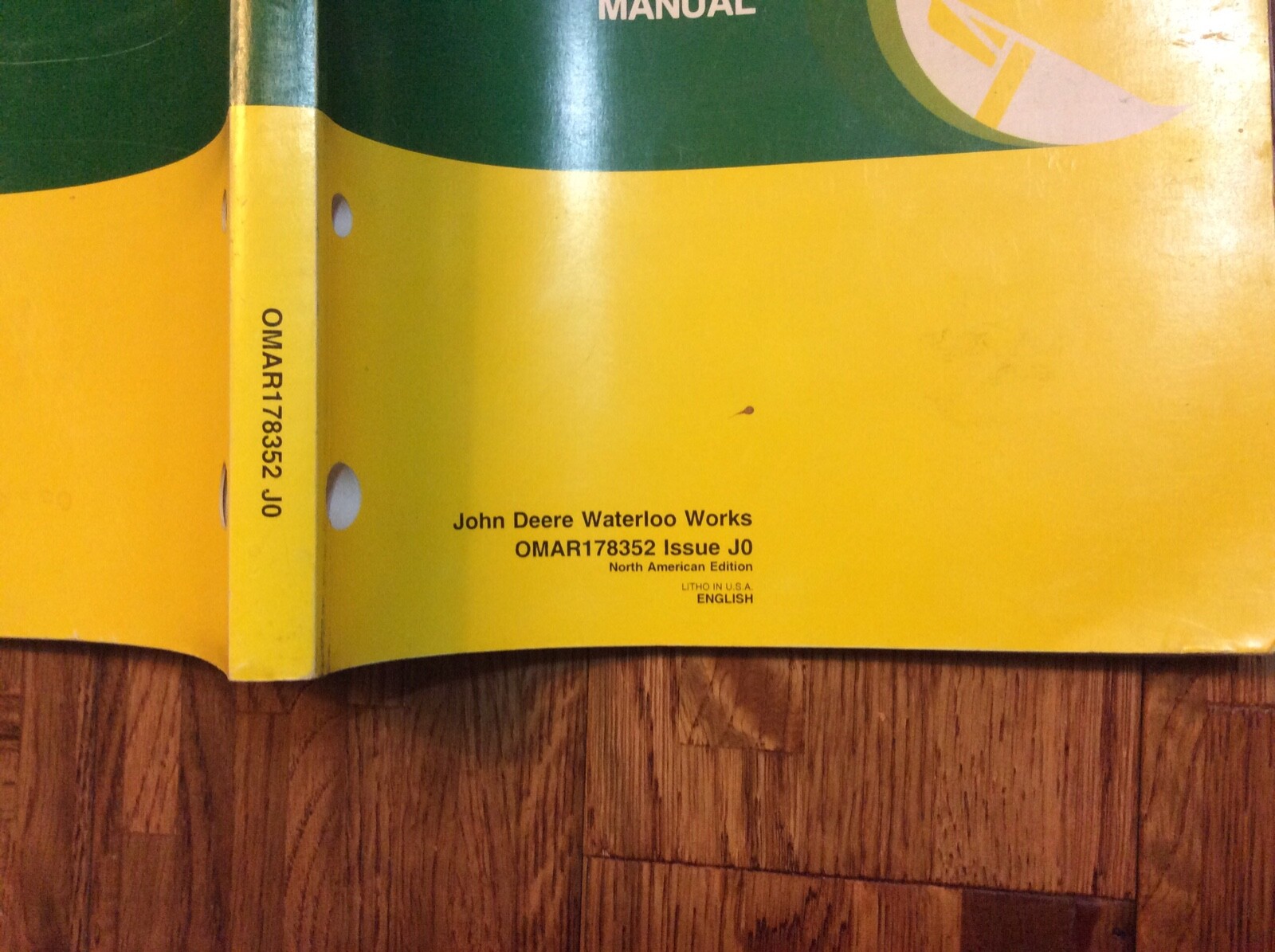 John Deere 7610, 7710, 7810 Tractors Operators manual OMAR178352
