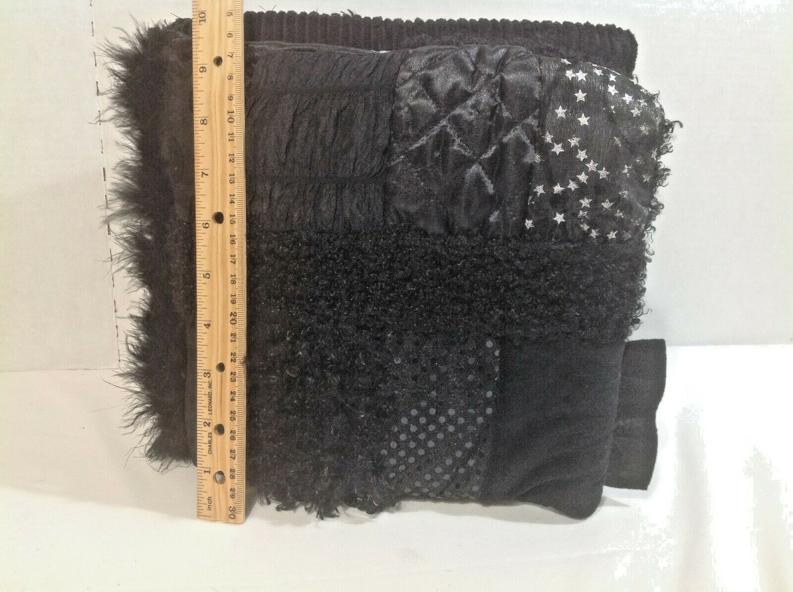 Abilitations Feelyz number book texture special needs tactile black white