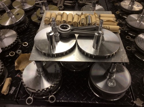はき For 1979-1983 Nissan 280ZX Connecting Rod Bearing Set