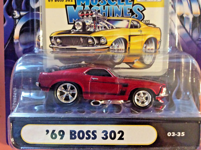 MUSCLE MACHINES  1969 FORD MUSTANG BOSS 302  - 1/64 DIECAST  - 69 MUSTANG   -