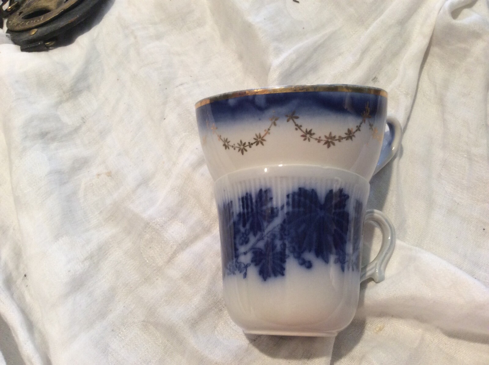 2 Vintage Flow Blue Cups