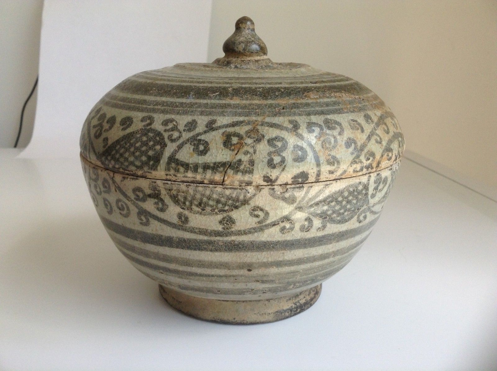 Sukhothai Stoneware Covered Bowl With Hand Painted Scrolls Pattle