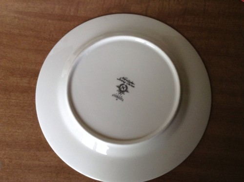 Noritake Ivory China Homage Pattern #7236 Lunch Plate 8 1/4