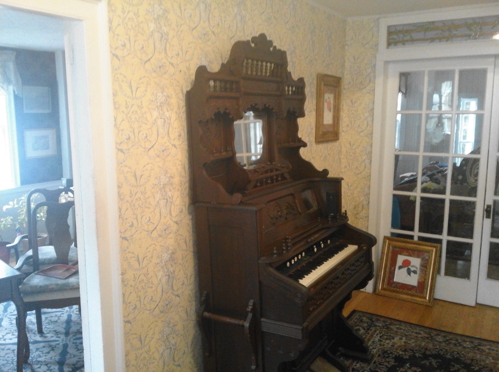 Antique Ornate Weaver Pump Organ