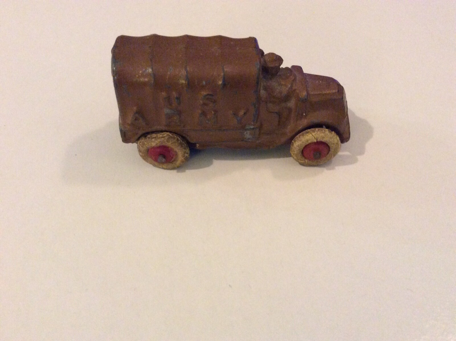 VINTAGE TOY METAL US ARMY TRUCK WITH RUBBER WHEELS