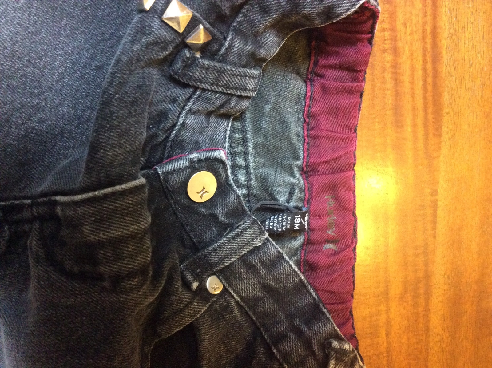 Boys pants Jeans Hurley surfer punk with studs 18 months 12-18 months dark wash