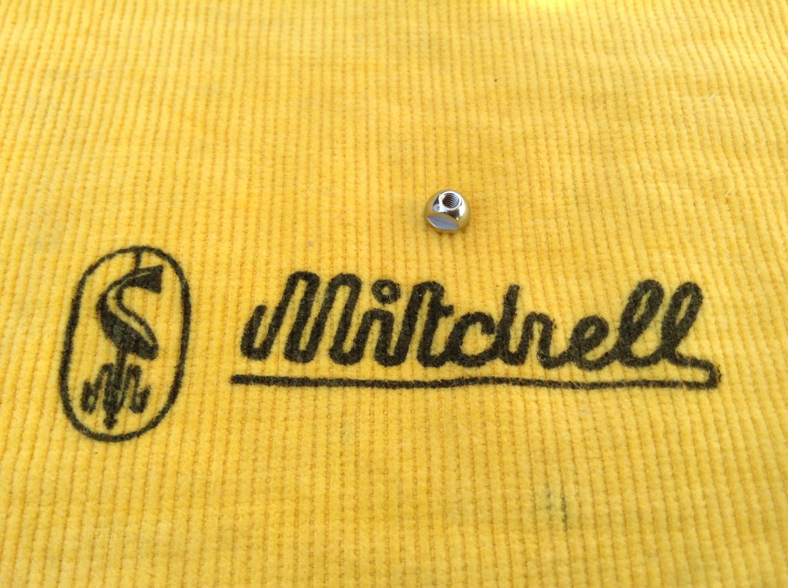 NOS GARCIA MITCHELL 330,331,440,441 REEL BAIL WIRE NUT