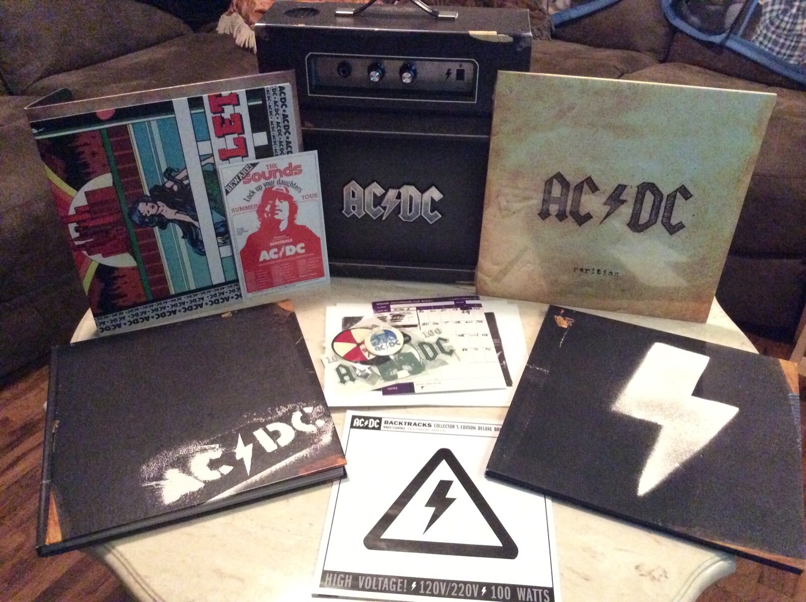 洋楽 AC/DC Backtracks : The Ultimate Box Set AC/DC Backtracks Ultimate Box Set CD DVD Collectors Edition