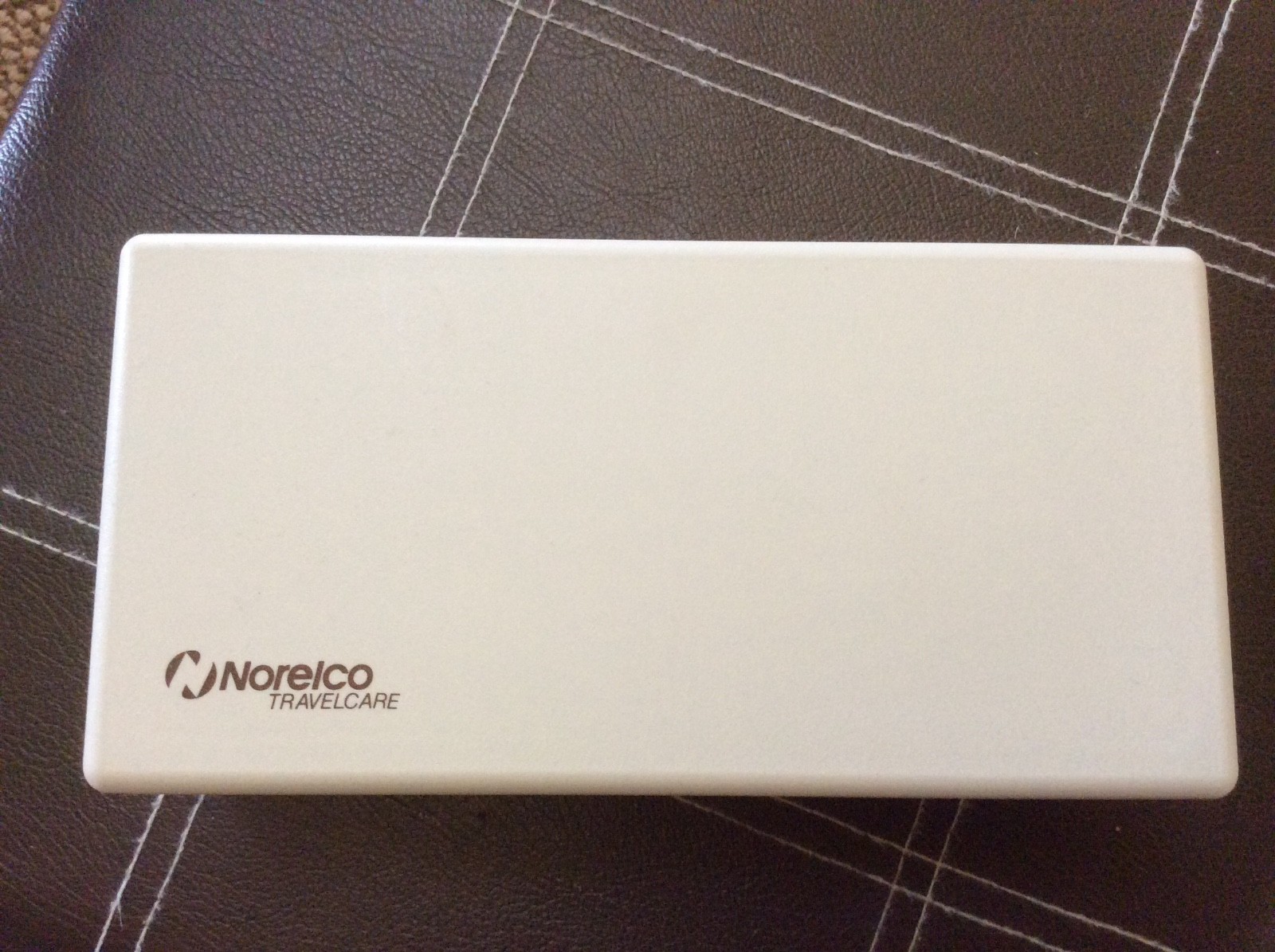 NORELCO World Travel Voltage Converter Adapter Plug Power Kit 1600 Watt