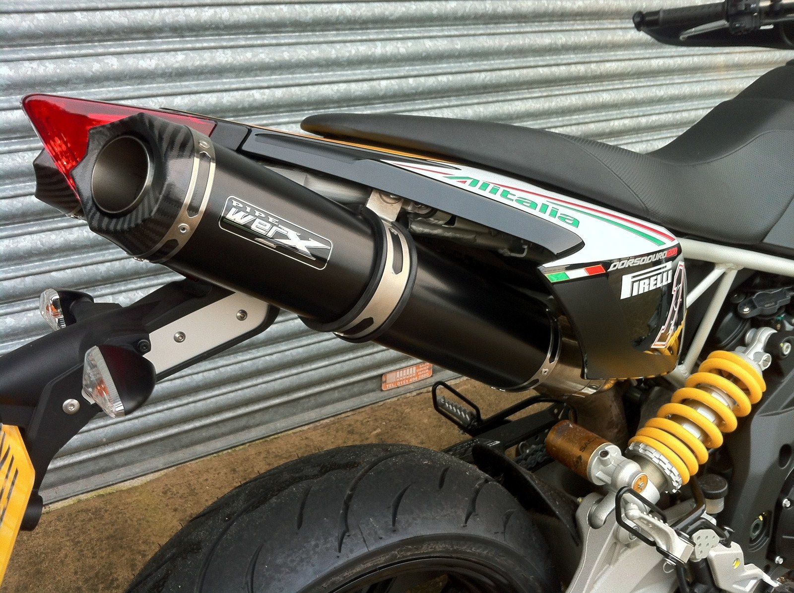 aprilia dorsoduro 1200 exhaust