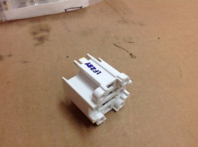 D3990 CFL Socket GX24q-4 Base 42W 4-Pin