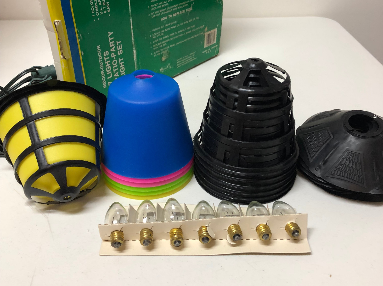 NIB Vintage Yardworks Multi-Colored Lantern Patio Party Lights Set of 7 6