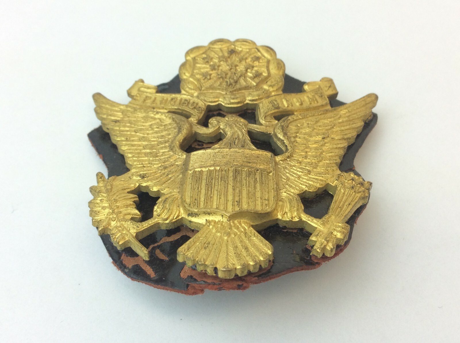 US Military E Plurbus Unum Hat Pin Medallion Badge Insignia Eagle