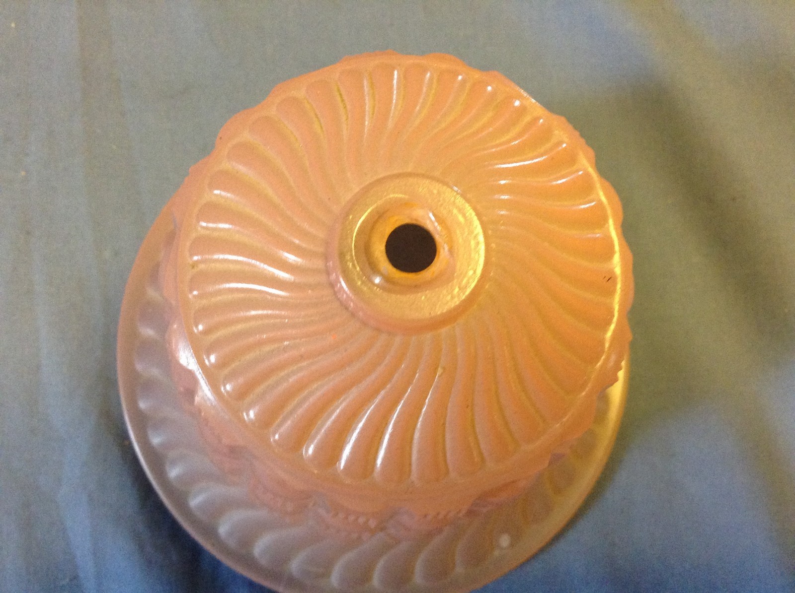 ANTIQUE VINTAGE HEAVY PINK LAMP LIGHT FIXTURE SHADE GLOBE 5 1/4