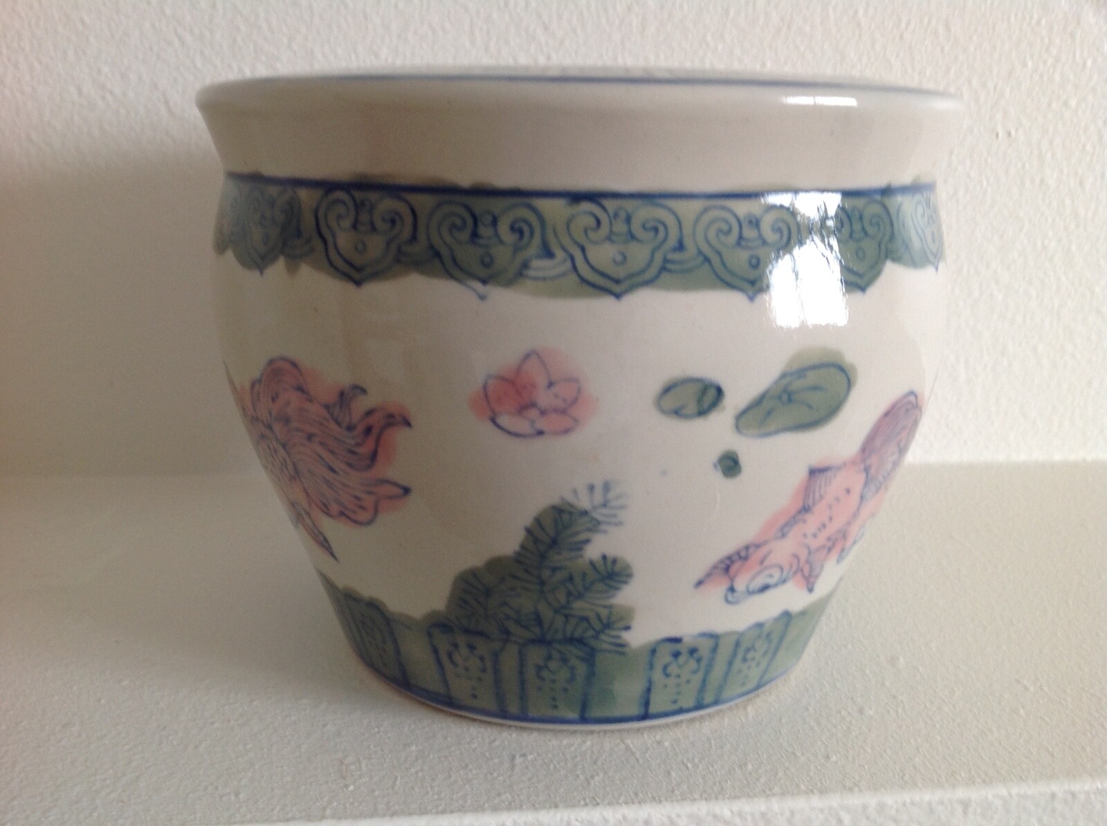 chinese jardiniere Koi and lilly pads