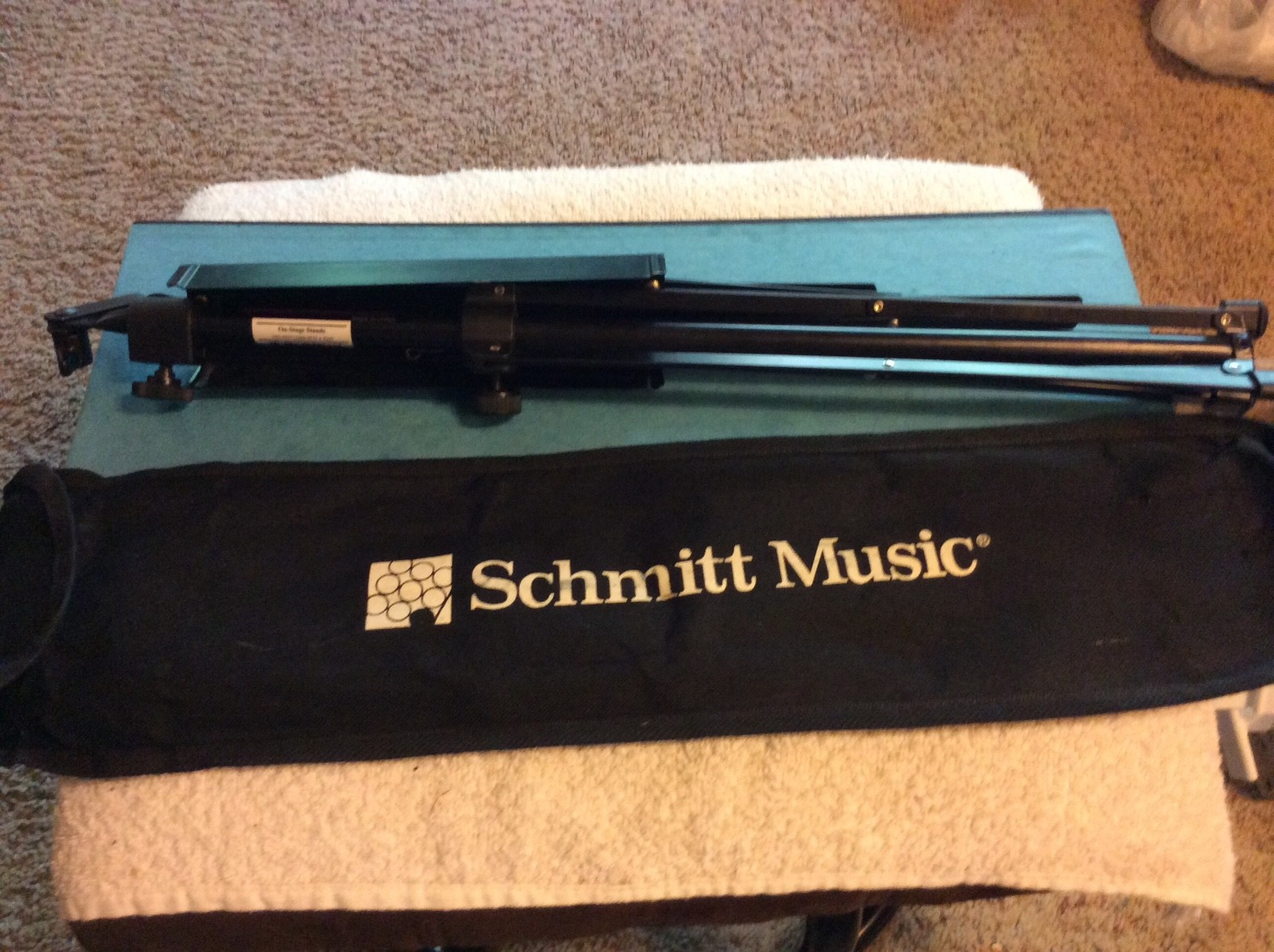 Schmitt Music Stand, adjustable, Collapsible with carrying case, Black