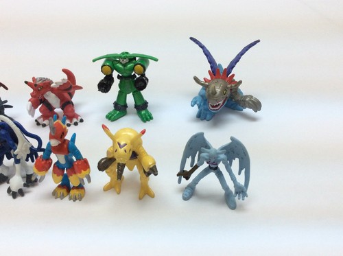 Lot of 10 HT Bandai Digimon Digital Monster Mini Figures 1999-2001 1-2