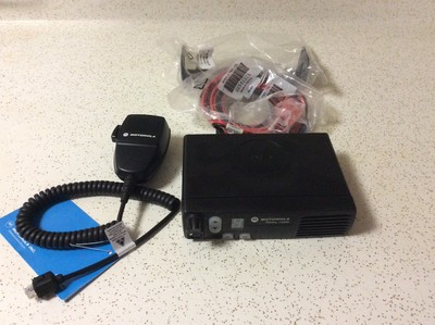 MOTOROLA CM200 UHF 4 CH 25W 438-470 MHZ RADIO . Buy it now for 75.0