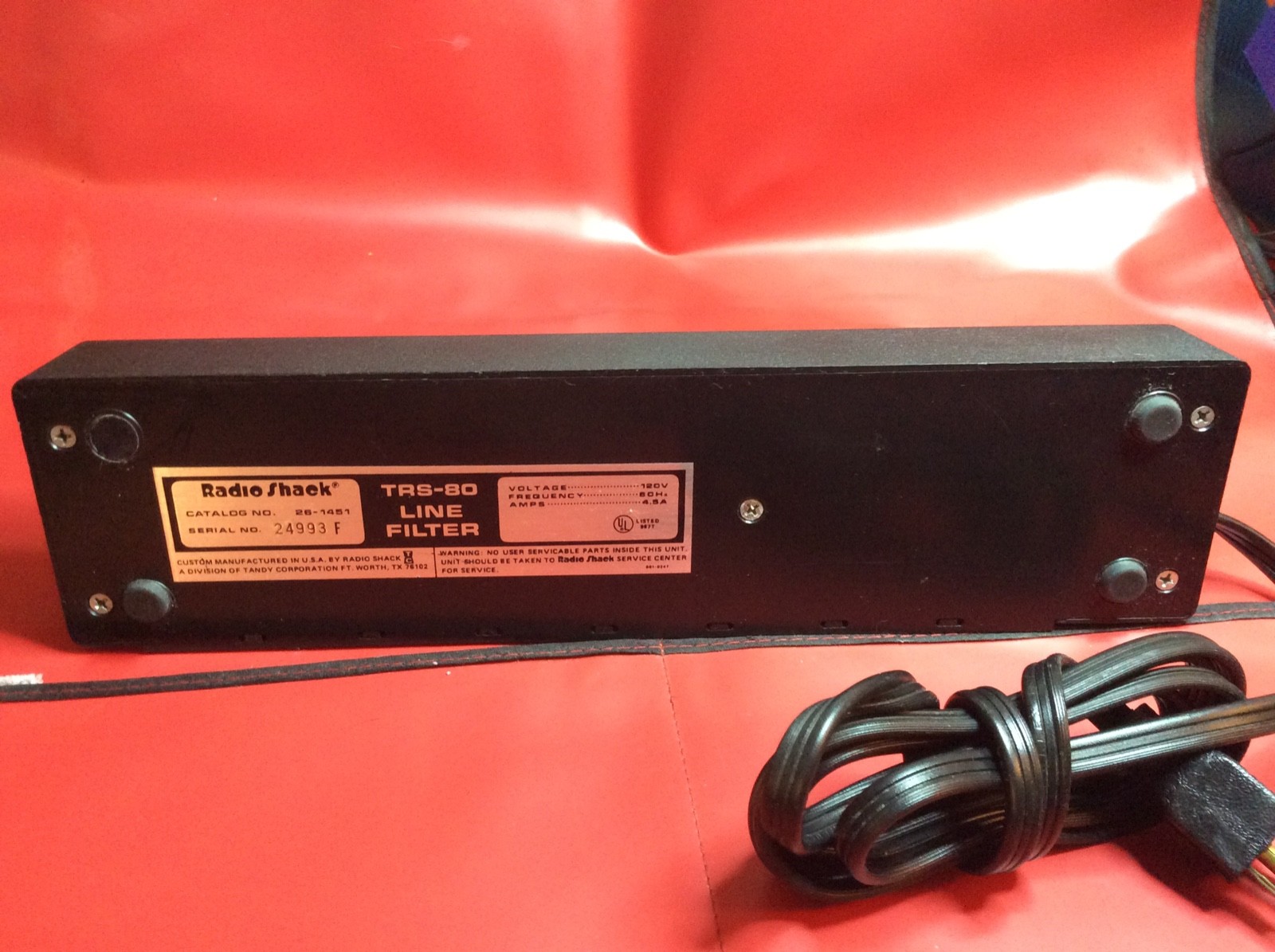 TRS-80 TANDY LINE FILTER / POWER STRIP MODEL 26-1451 RADIO SHACK