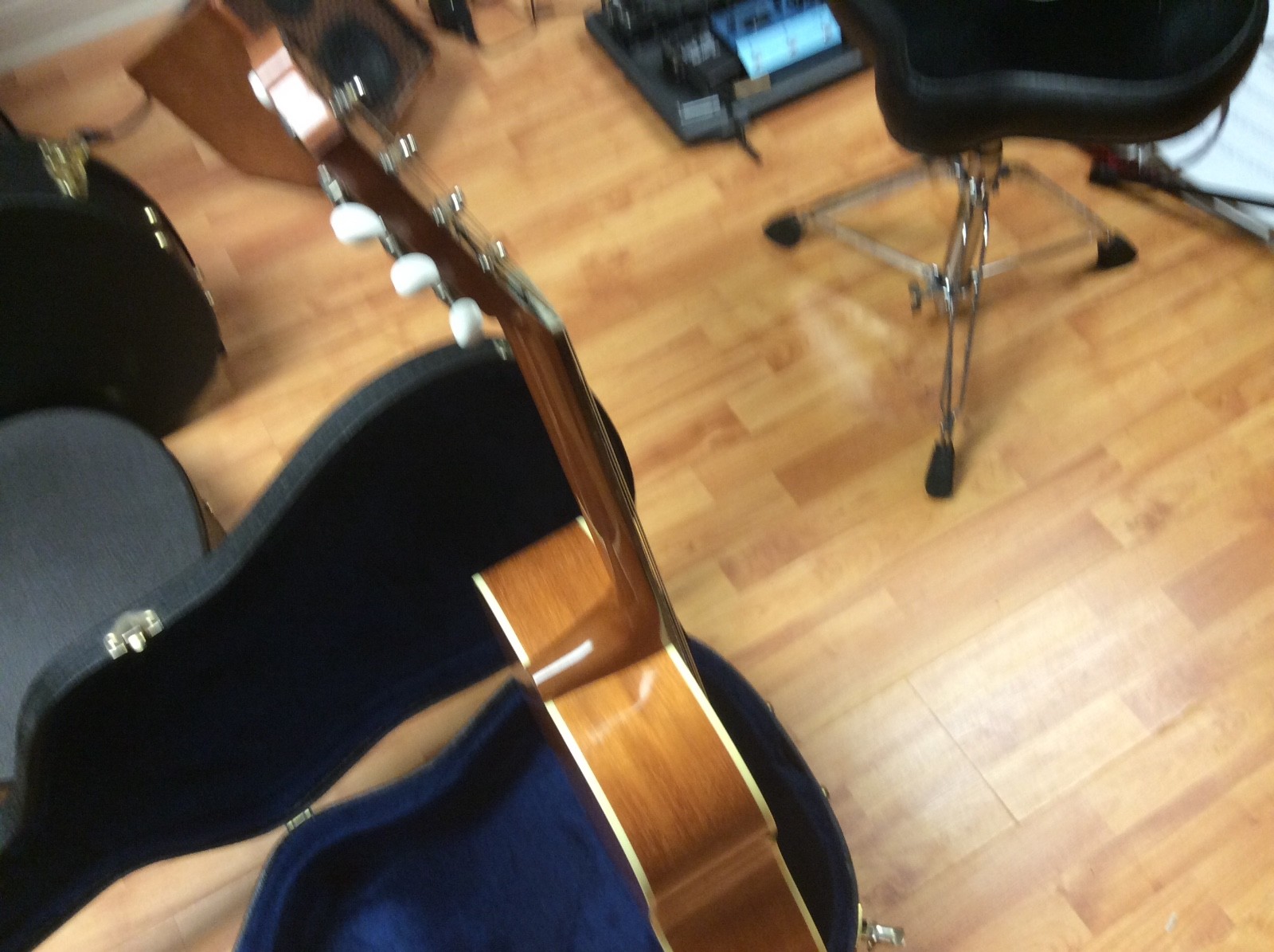Gibson J-35 2013 Acoustic Guitar