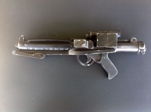 MEN IN BLACK J2 PISTOL プロップモデルキット J2 Blaster Replica Challenge Kit - Inspired by Agent K