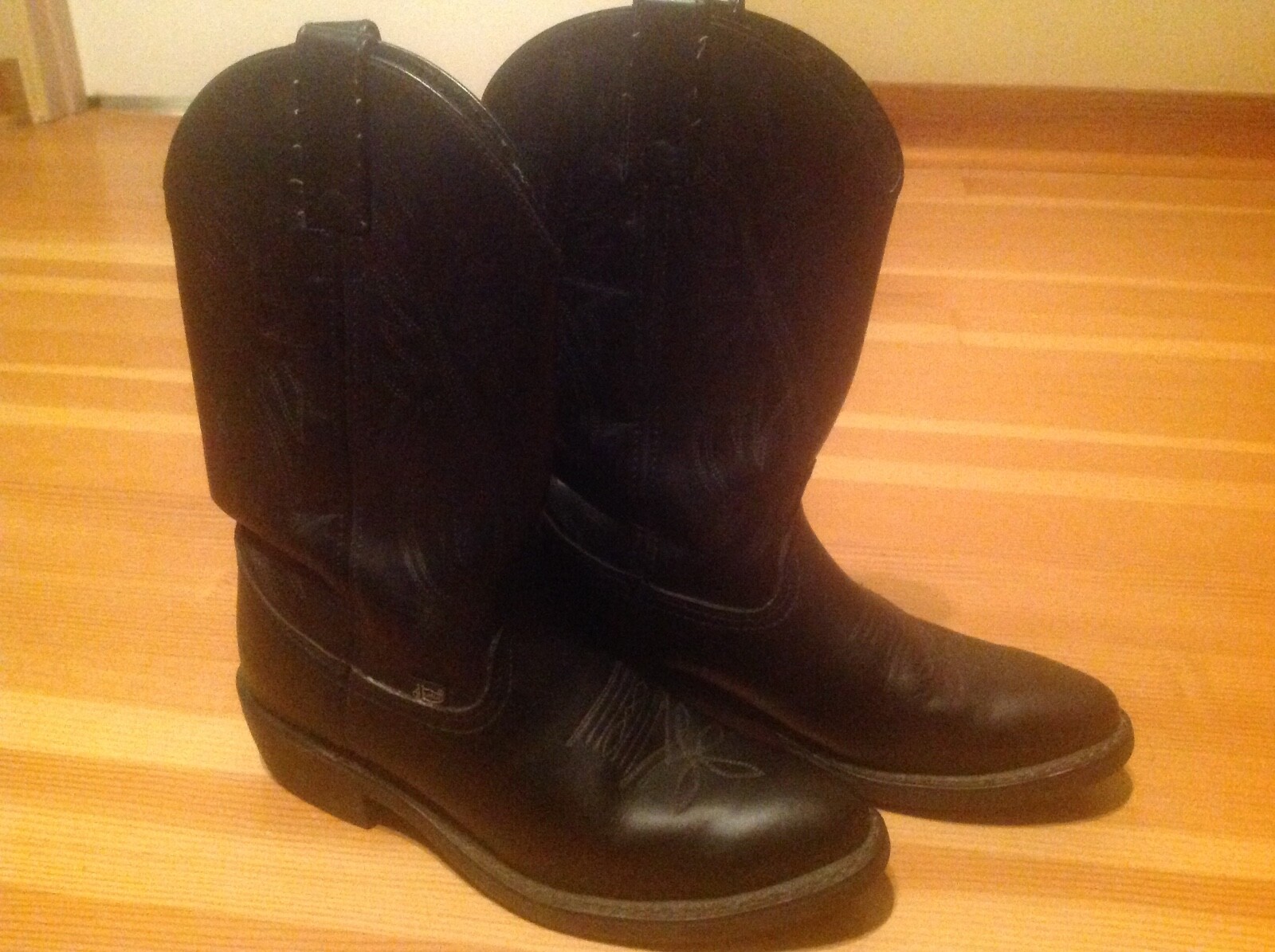 mens black cowboy work boots