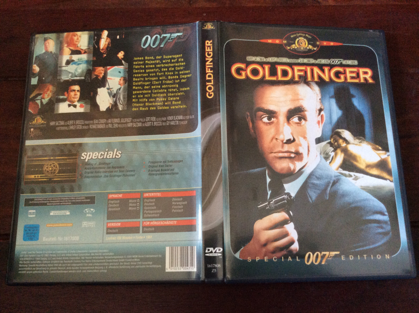 【絶版希少】James Bond & Oddjob 007 Goldfinger 絶版希少】James Bond & Oddjob 007 Goldfinger