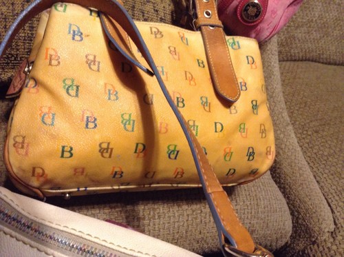 lot of 6 Dooney & Bourke handbags preowned condition.