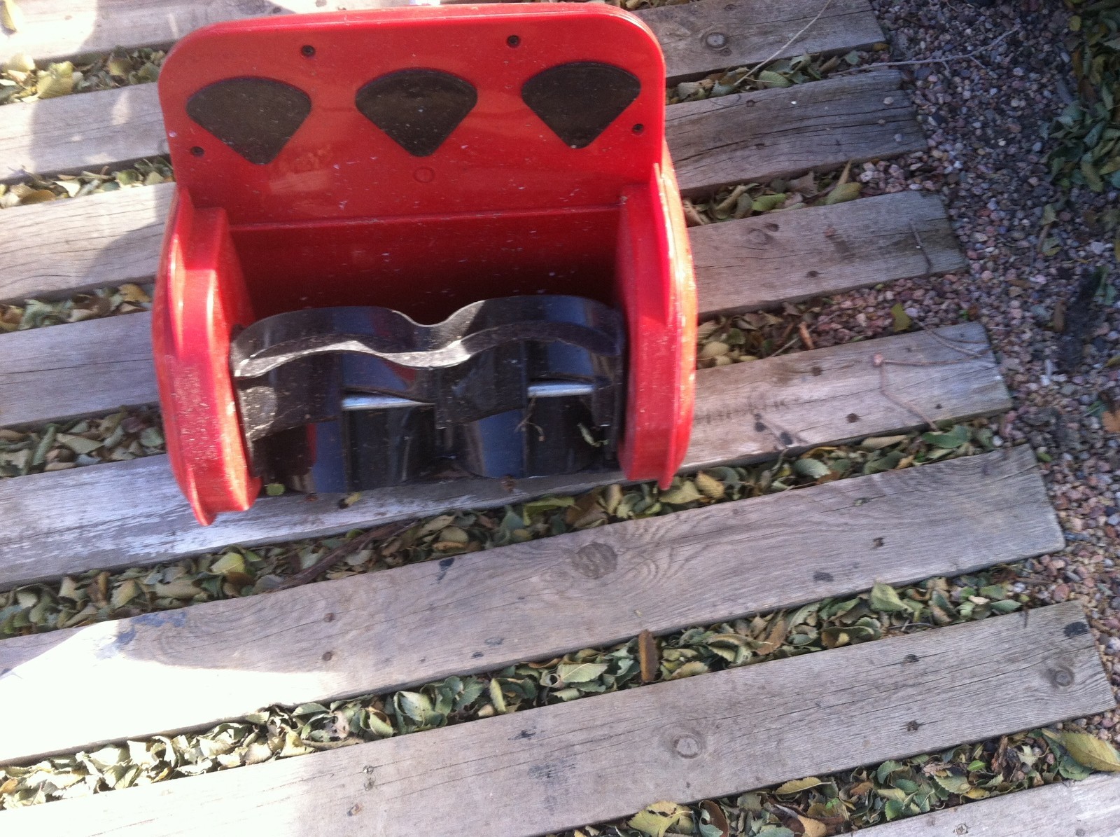 ELECTRIC snow blower, YARD MACHINE-SNOW BUSTER 7.50 amps, 25' cord