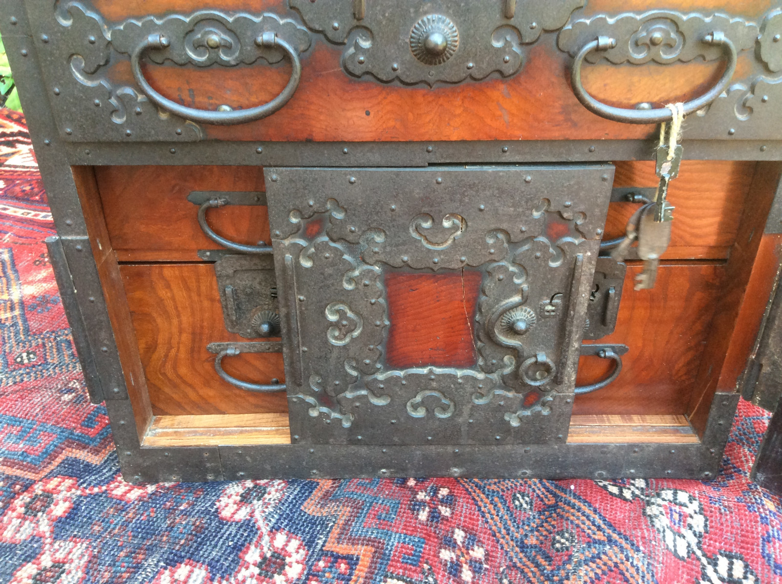 Japanese Funa Dansu Ship's Chest Tansu Keyaki Antique