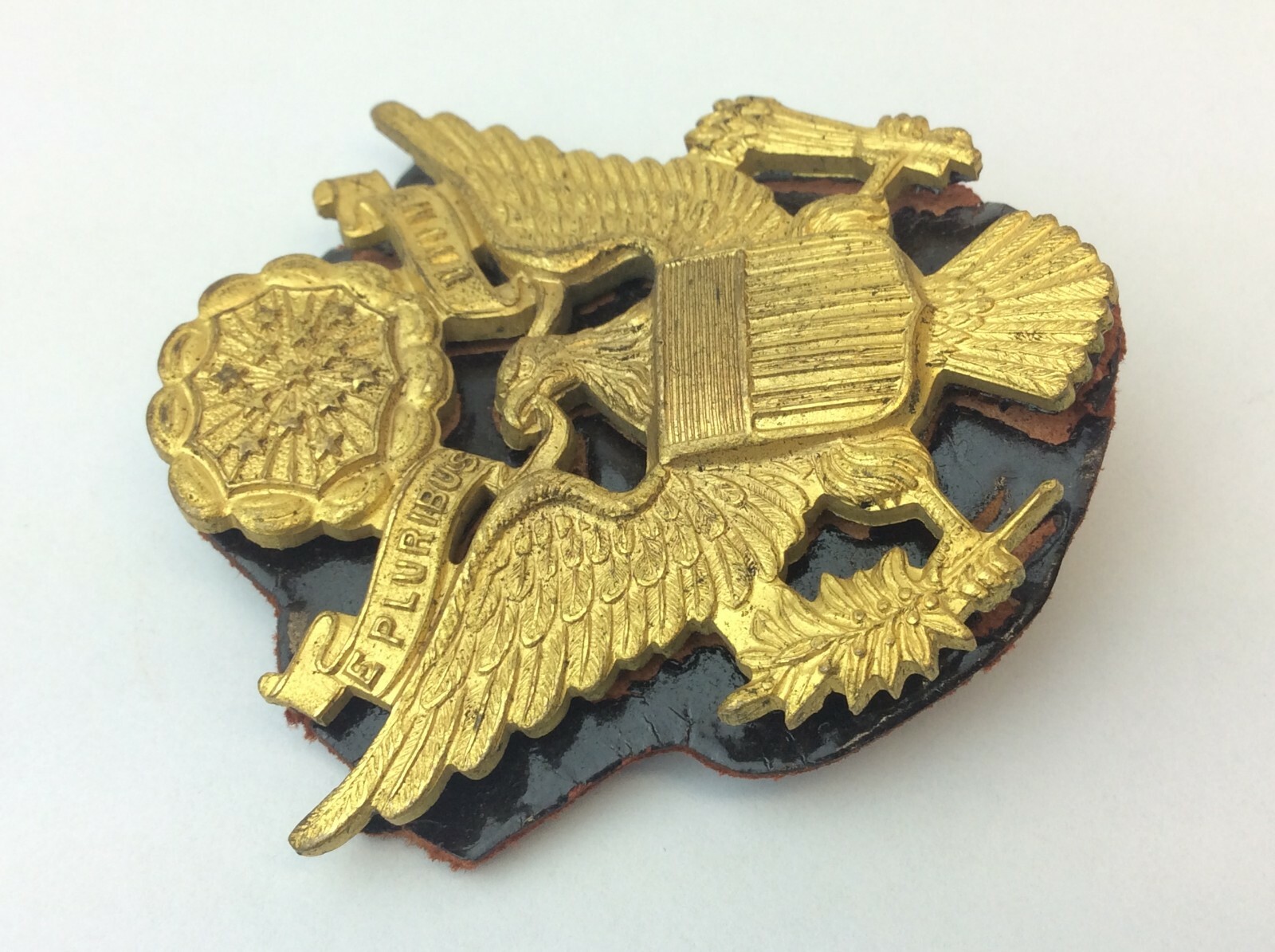 US Military E Plurbus Unum Hat Pin Medallion Badge Insignia Eagle