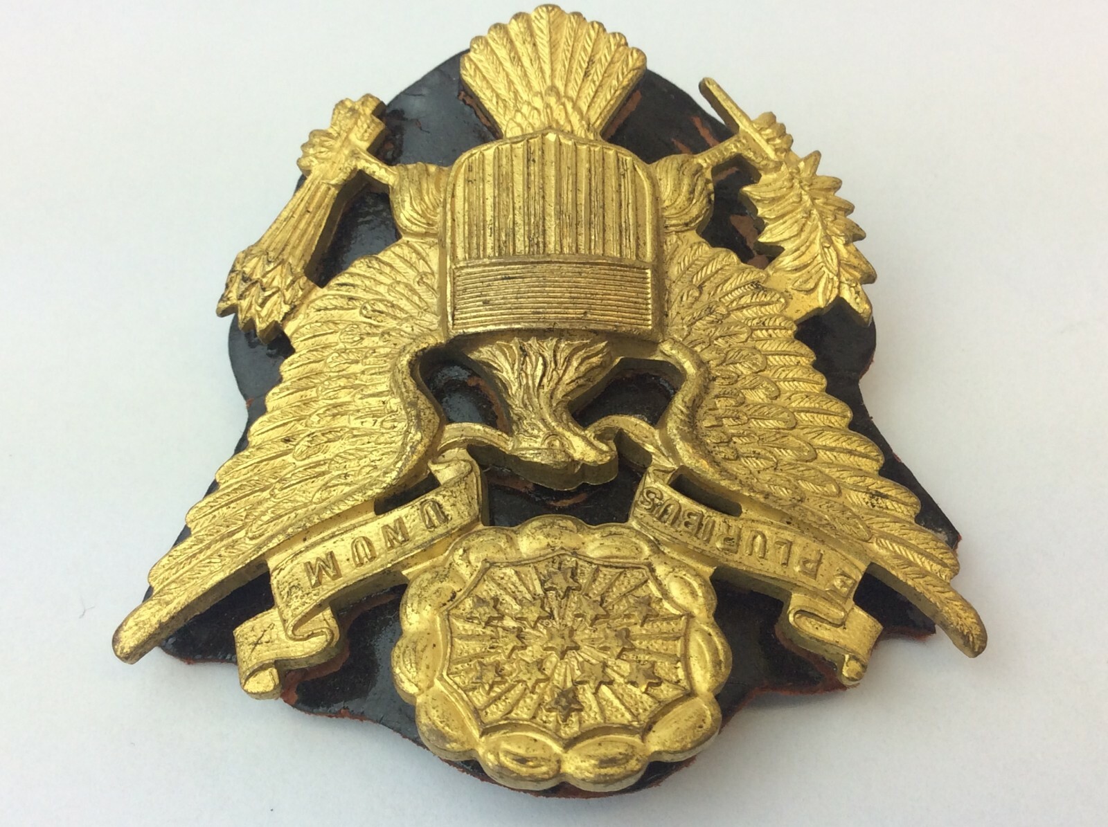 US Military E Plurbus Unum Hat Pin Medallion Badge Insignia Eagle