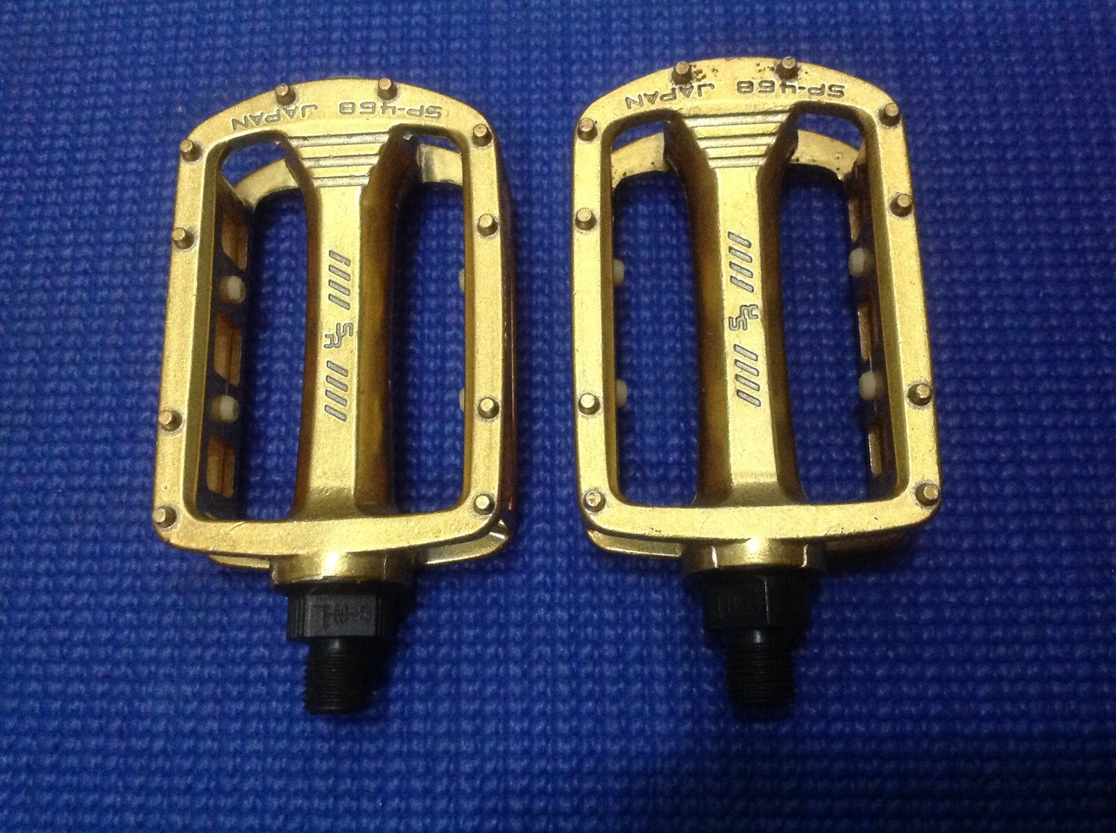 NOS!!SR PEDAL 1/2