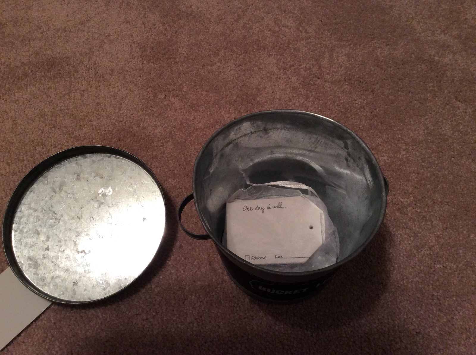 bucket list, metal bucket with note pad, gift, decor, stationary, nwt.