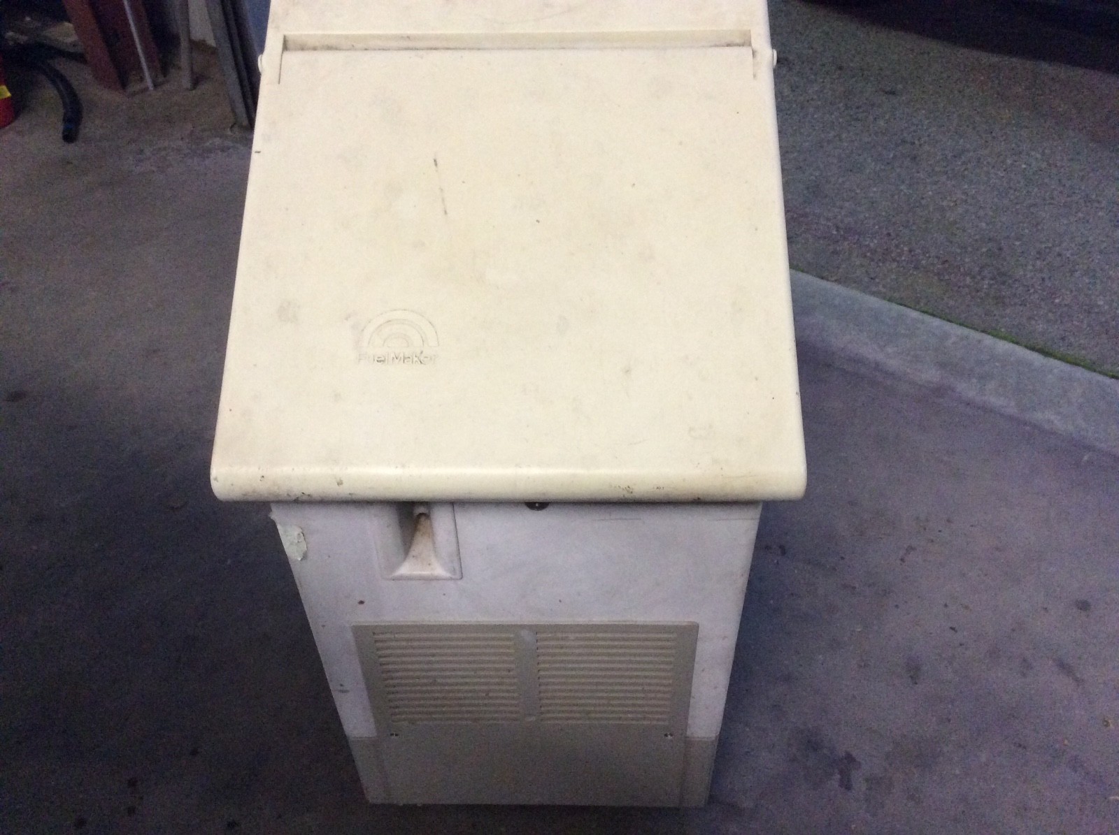 Fuelmaker FMQ-2-30 Case W/Control Moduel & Cooling Fan